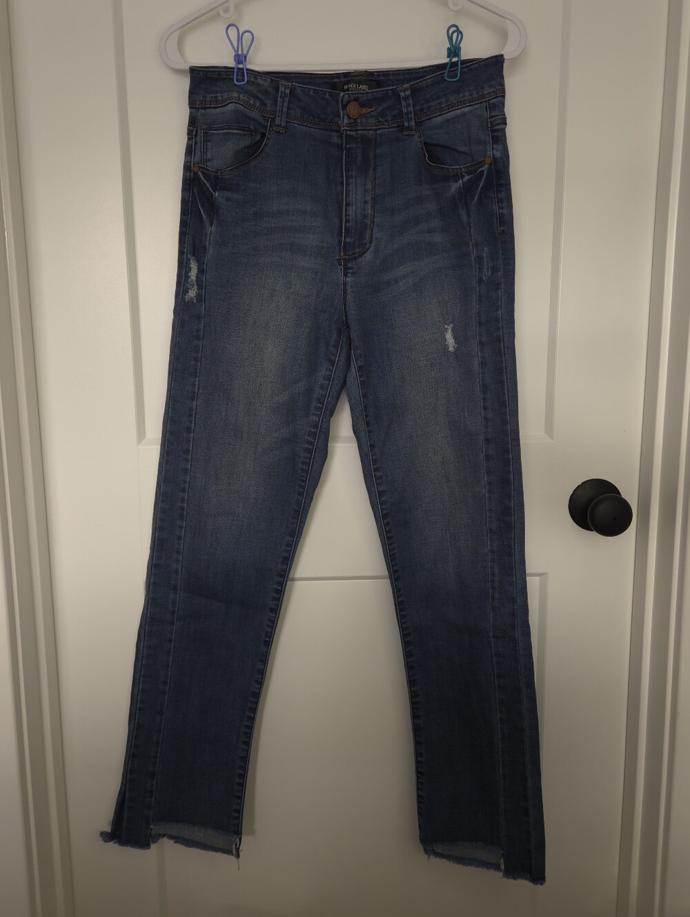 Black Label Women’s Skinny Jeans in Dark Blue. Size 5. #AH